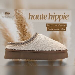 Haute Hippie Sz 6.5 Cream and Brown Slipper |Memory Foam Comfort | Plush Uppers